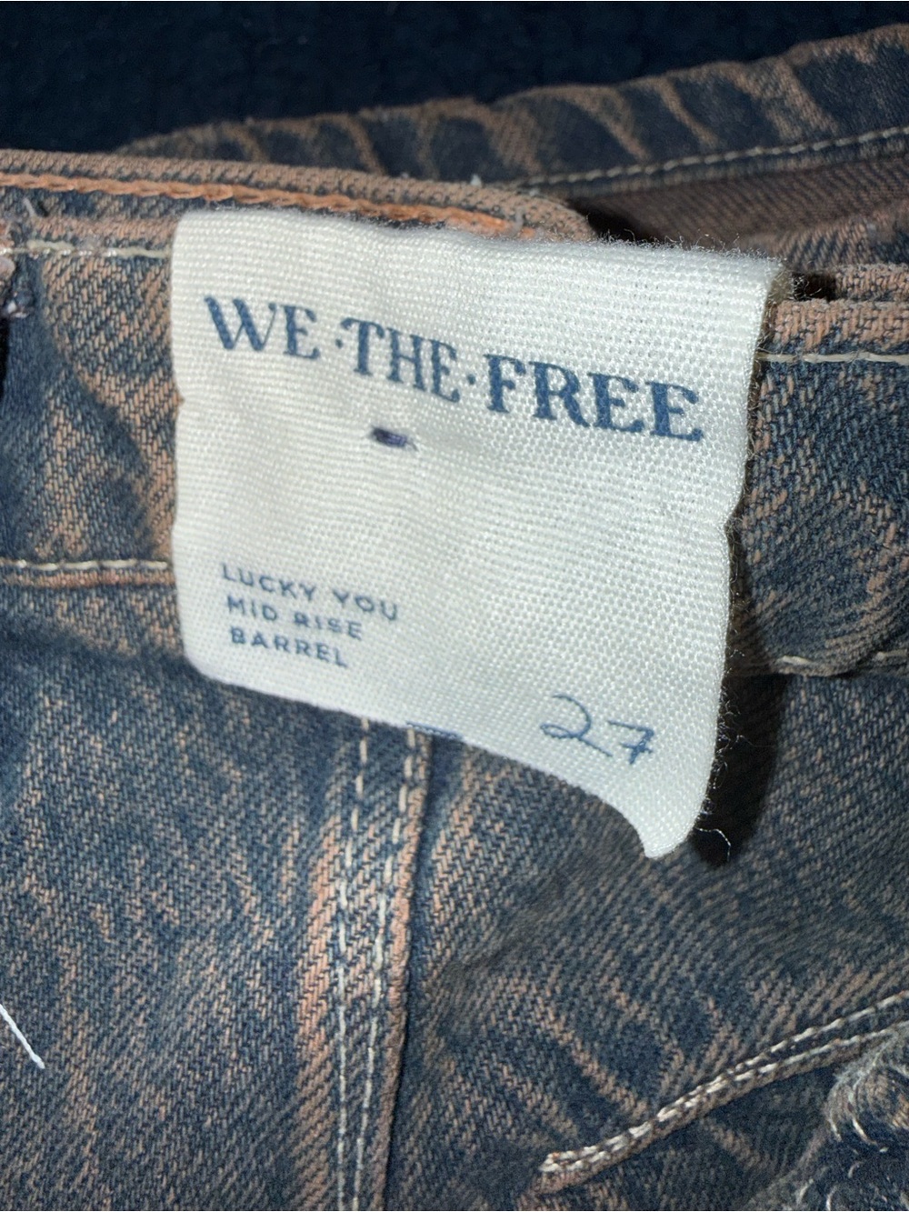 We The Free Washed  more blue than gray.Lucky You barrel jeans. - Picture 7 of 8